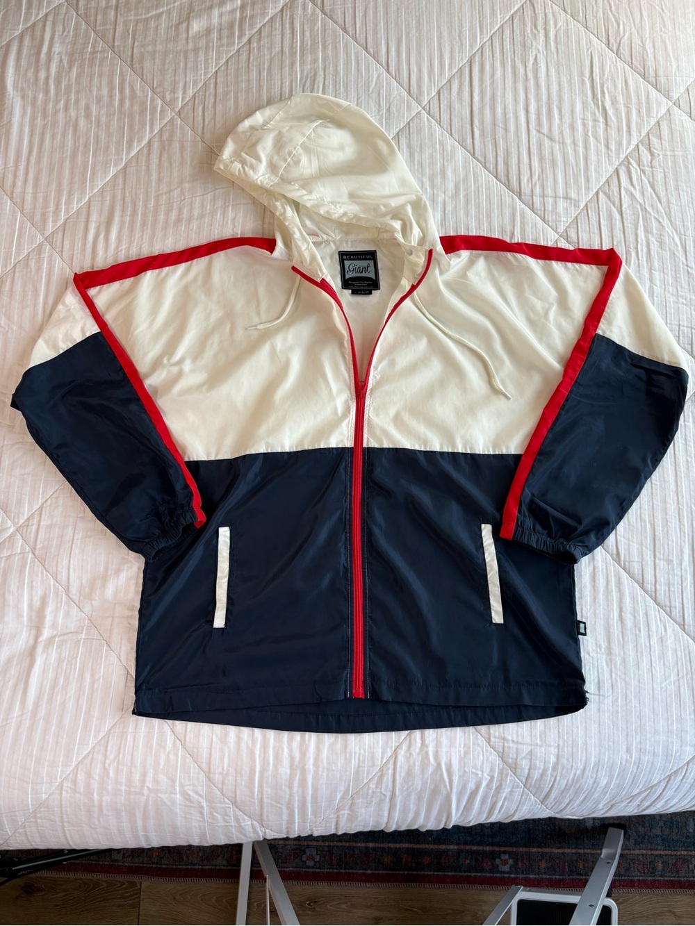 Beautiful Giant Hooded Windbreaker Jacket L Red White Navy Color Block Full Zip